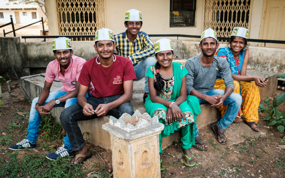 PRO_indien_f_lang_samvada_Gruppe2_5000Br_web